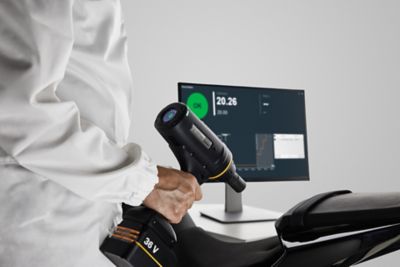 IPBP tool infront of a screen showing tools control