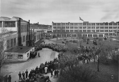 Crowd outside Sickla plant