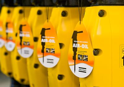 AIR-OIL signs_handheld product