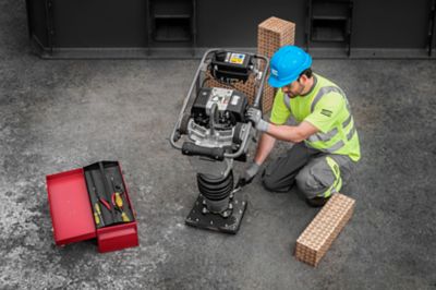 электро бензо инструмент. Wacker отбойник электрический. бензо и электроинструмент. строительное оборудование. электро и бензоинструменты.