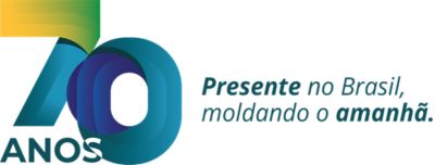 Logotipo 70 anos com a frase "Presente no Brasil, moldando o amanhã"