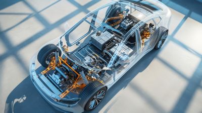 전기차 내부 구조 및 파워트레인 기술 시각화 – 아트라스콥코 전동 툴 적용 분야