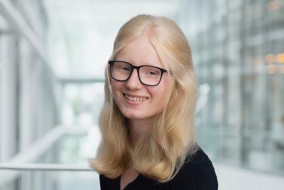 Alma Niggeman, Auszubildende Kauffrau für Marketingkommunikation