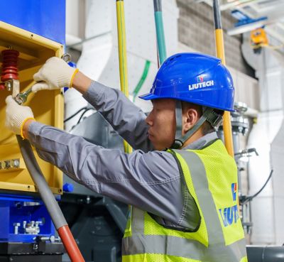 Liutech engineer in service
