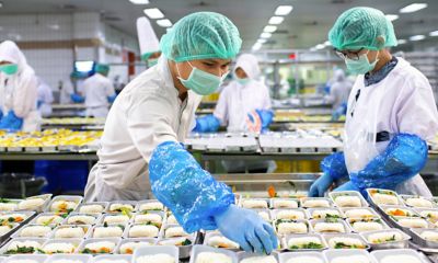 Food and beverage, Men working in food production plant_for references