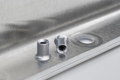 Henrob rivets clean