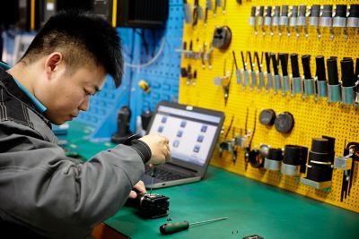 Service technician power tool repair Tensor ETV STB, Battery tools