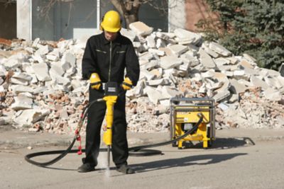 LH 22 / LH 23 E Hydraulic breaker