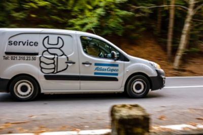 masina service catre interventie