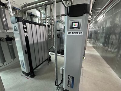 Installation of Modular Desiccant Dryer for food and beverage industry.