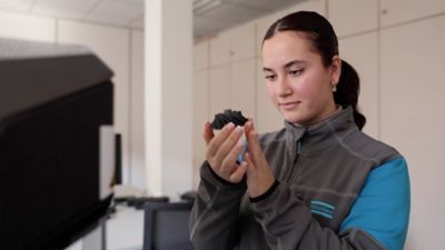 Selin – Mitarbeiterin bei Atlas Copco Energas