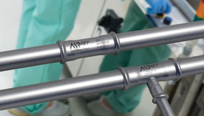 La tuyauterie d'air comprimé Airnet d'Atlas Copco est disponible en aluminium et en acier inoxydable