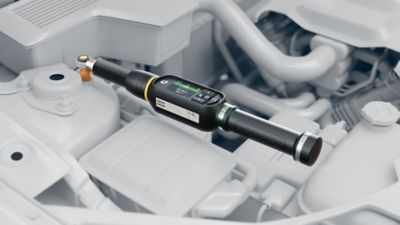 Manual tightening tools