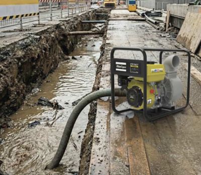 Portable dewatering pump
