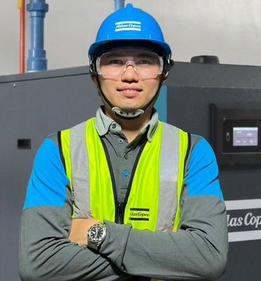 Field Service Engineers