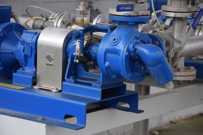 Resins pump