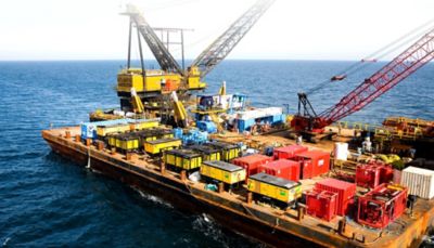 Atlas Copco compressor produces a temporary bubble curtain around a construction site to protect the sea mammals.