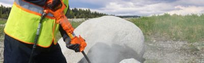operating a chipping hammer
