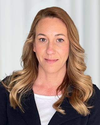 Emina Alic, Deputy to Benny Larsson