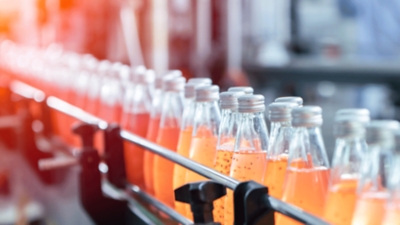 Bottle conveyor belt for food manufacturing 