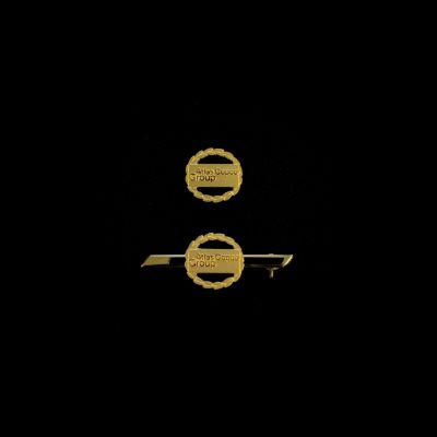 Gold Club pin