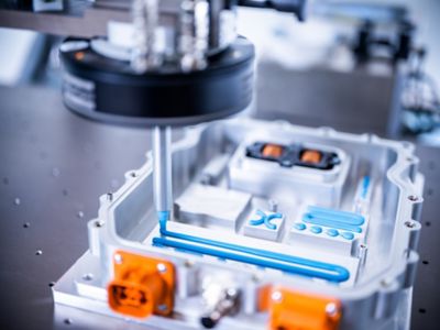 Automated dispensing of thermal interface materials using Scheugenpflug technology