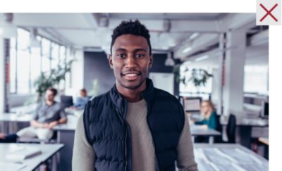 Incorrect image of employee with grey tonality.