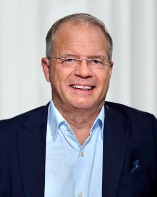 Martin Lundstedt, Board member