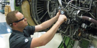 MWR-85TA being utilised by GE Aviation in a wearable technology pilot