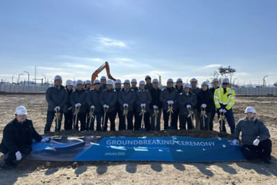 아트라스콥코 그룹 의 가스앤프로세스 사업부가 부산 공장 준공식을 축하함.