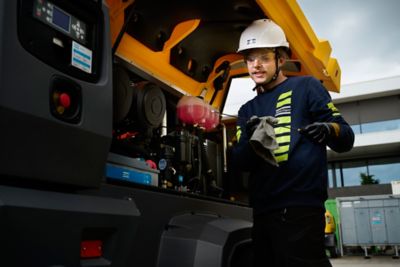 rental operations and services