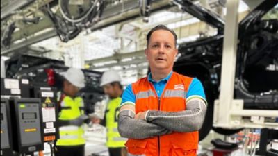 Roberto Mucino on the factory floor.