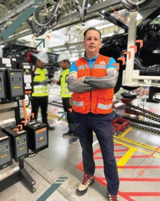 Roberto Mucino on the factory floor.